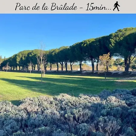 Special Couple & Famille - Lit Queen Size - Netflix - Climatisation - Terrasse Plein Sud - 2 Min Centre-ville - 6 Min - Wifi 400 Mbits Parking Prive - Speciale アパート