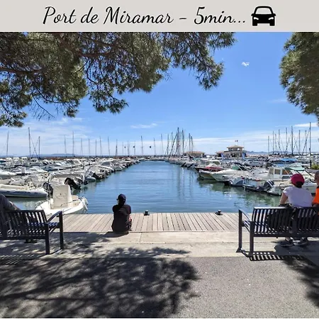 Apartment Special Couple & Famille - Lit Queen Size - Netflix - Climatisation - Terrasse Plein Sud - 2 Min Centre-Ville - 6 Min Mer - Parking Prive - Offre Speciale La Londe-les-Maures