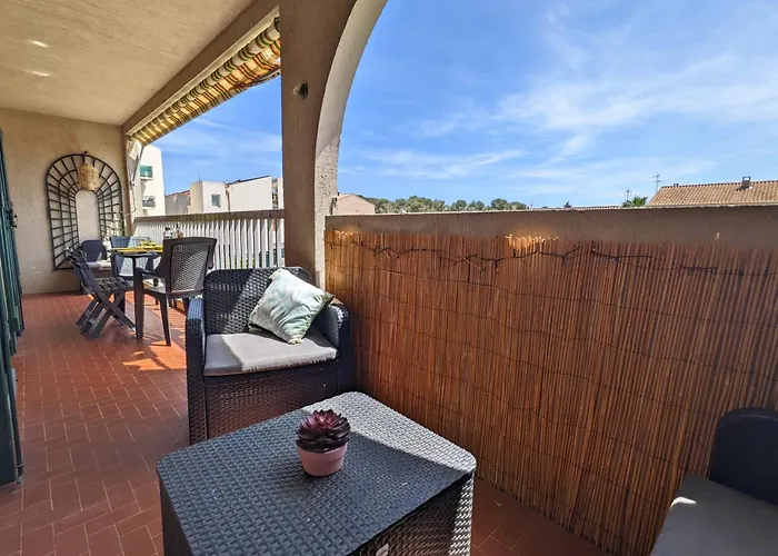 Special Couple & Famille - Lit Queen Size - Netflix - Climatisation - Terrasse Plein Sud - 2 Min Centre-ville - 6 Min - Wifi 400 Mbits Parking Prive - Speciale ラ・ロンド・レ・モール