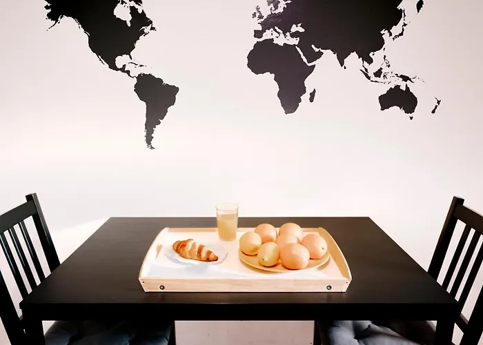 アパート Special Couple & Famille - Lit Queen Size - Netflix - Climatisation - Terrasse Plein Sud - 2 Min Centre-ville - 6 Min - Wifi 400 Mbits Parking Prive - Speciale